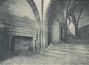 Salle des gardes. (C. Mauclair, Arthaud, 1947)