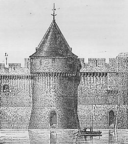 Remparts du XVe s. Tour Boucle. (E. Corroyer)